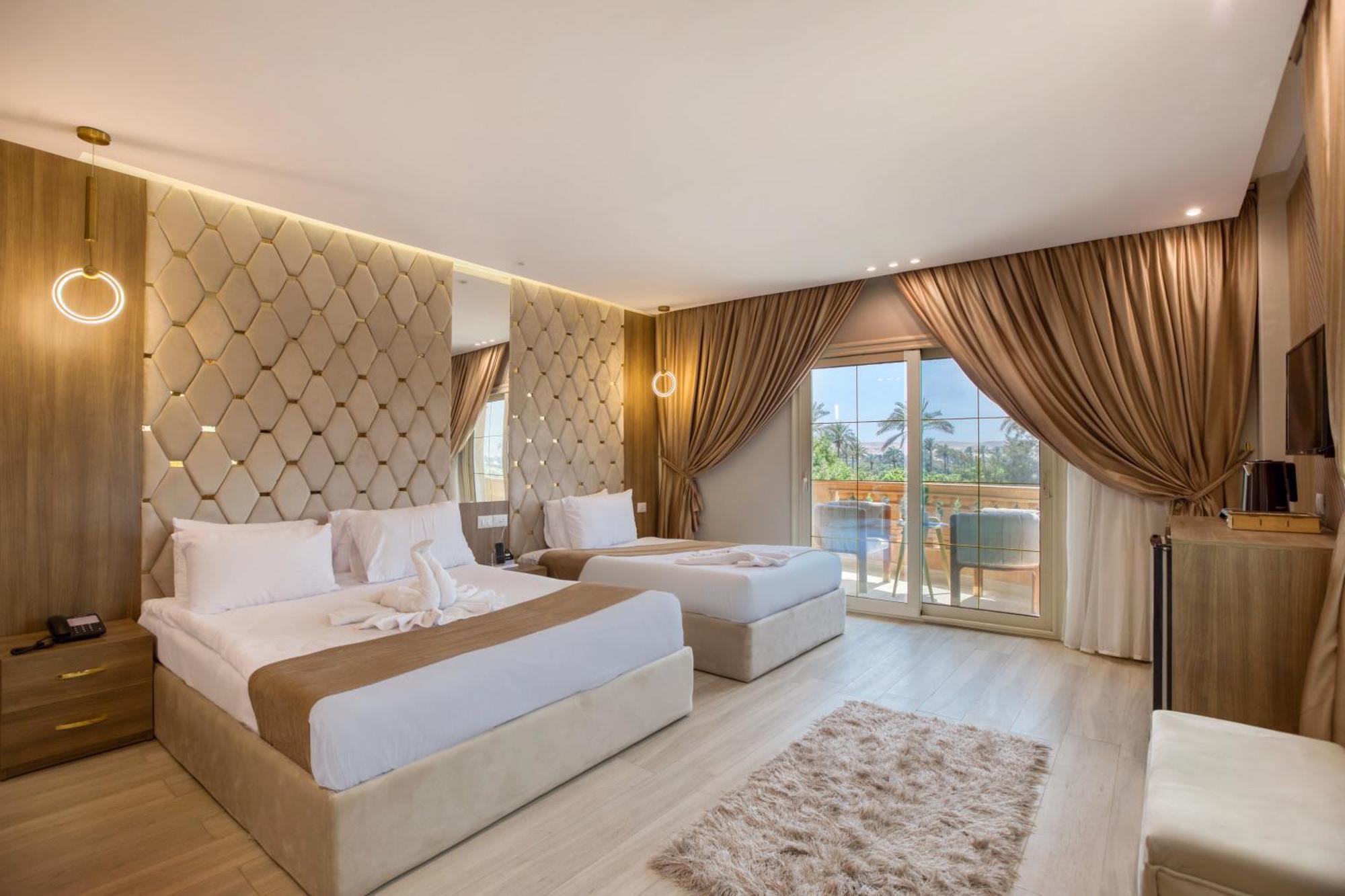 Pyramids Sunrise 4* Kafret el-Gabal