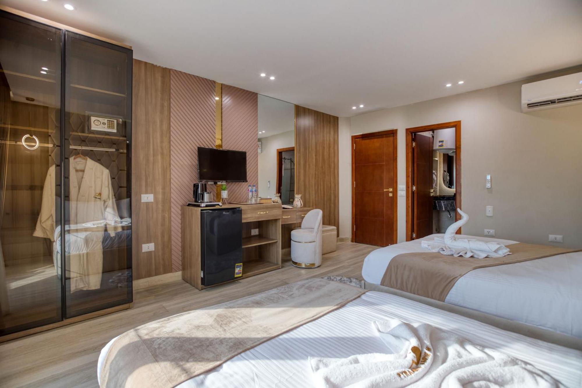 Pyramids Sunrise 4* Kafret el-Gabal