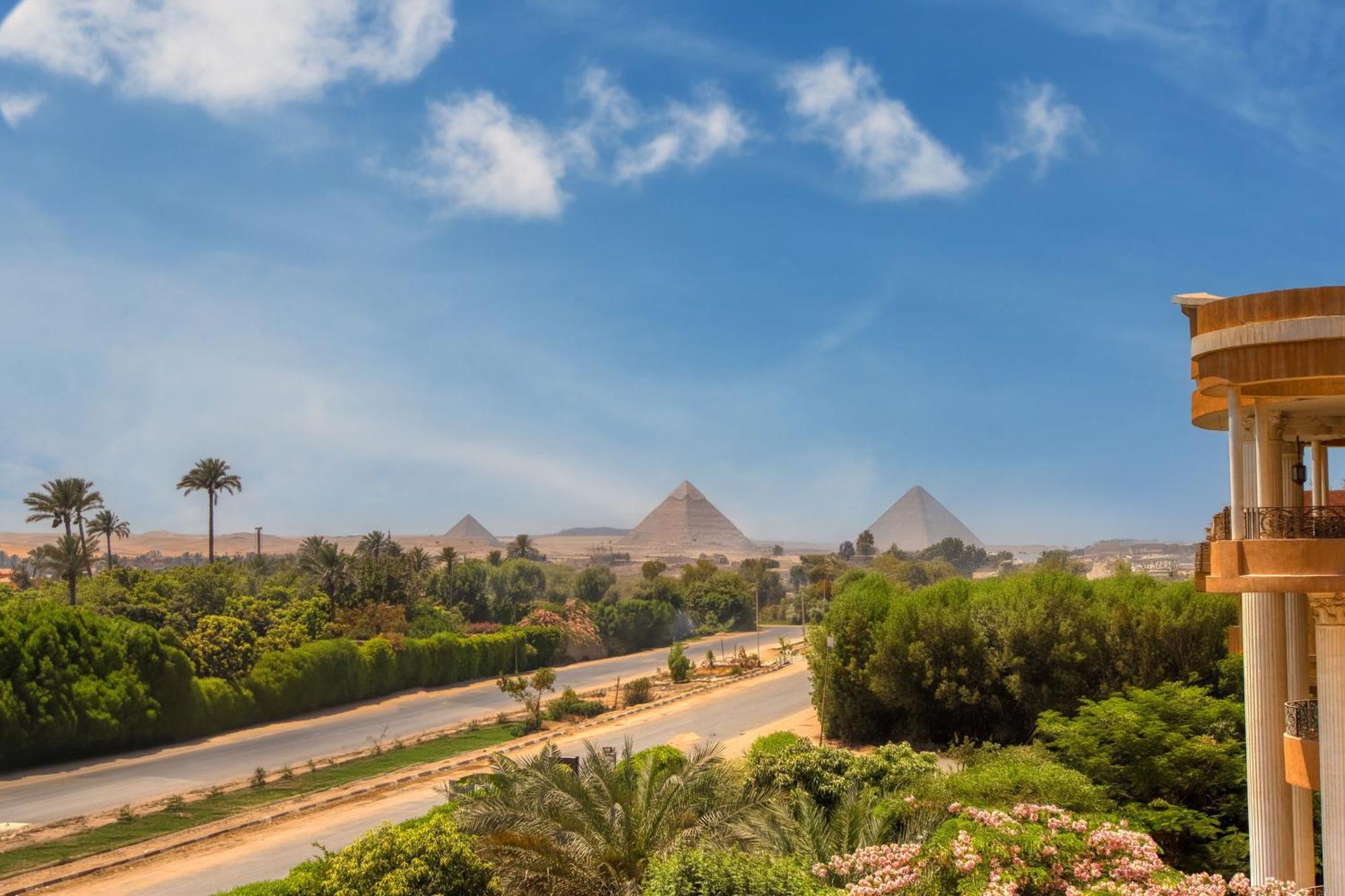 Отель Pyramids Sunrise Kafrat al Jabal